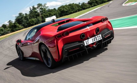 2020 Ferrari SF90 Stradale Rear Three-Quarter Wallpapers 450x275 (11)