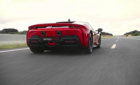 2020 Ferrari SF90 Stradale Rear Three-Quarter Wallpapers 450x275 (50)