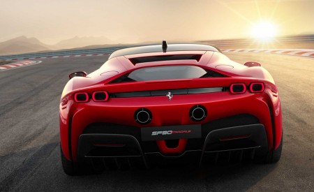 2020 Ferrari SF90 Stradale Rear Wallpapers 450x275 (54)