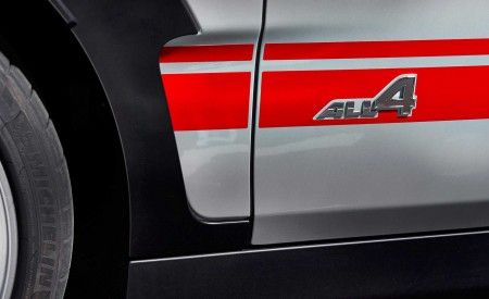 2020 MINI Clubman John Cooper Works Detail Wallpapers 450x275 (29)