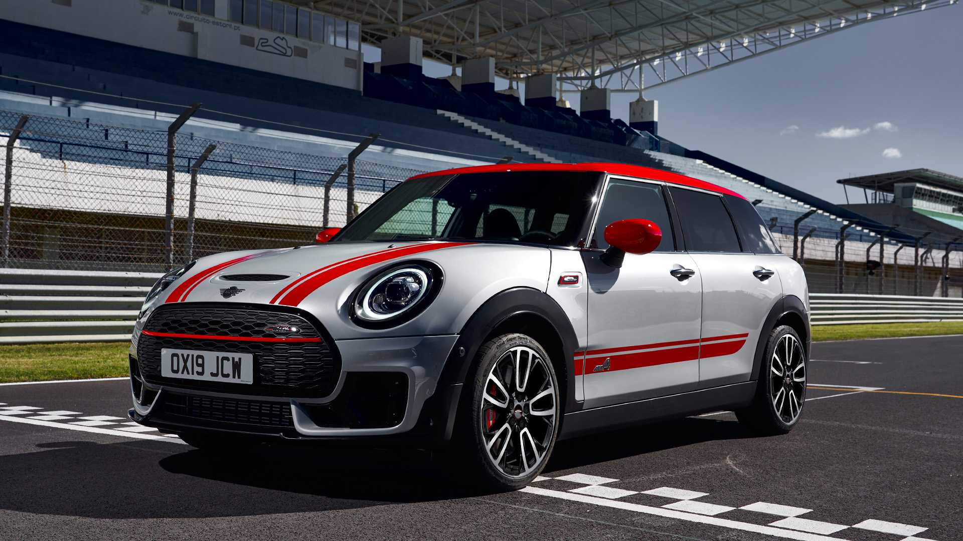 2020 MINI Clubman John Cooper Works Front Three-Quarter Wallpapers (6)