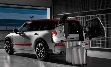 2020 MINI Clubman John Cooper Works Rear Three-Quarter Wallpapers 450x275 (24)