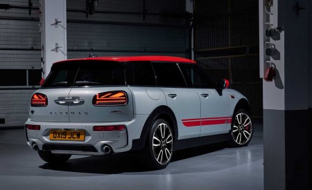 2020 MINI Clubman John Cooper Works Rear Three-Quarter Wallpapers 450x275 (22)