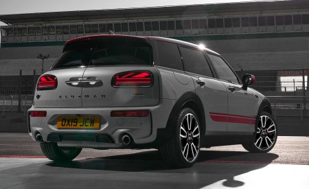 2020 MINI Clubman John Cooper Works Rear Three-Quarter Wallpapers 450x275 (9)