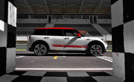 2020 MINI Clubman John Cooper Works Side Wallpapers 450x275 (12)