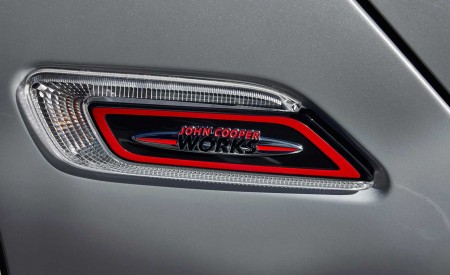 2020 MINI Clubman John Cooper Works Tail Light Wallpapers 450x275 (36)