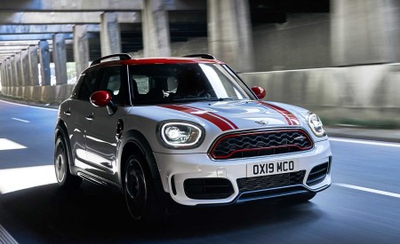 2020 MINI Countryman John Cooper Works Front Three-Quarter Wallpapers 450x275 (9)