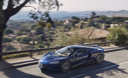 2020 McLaren GT (Color: Namaka Blue) Front Three-Quarter Wallpapers 450x275 (15)