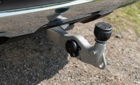 2020 Mercedes-Benz GLE 300d (UK-Spec) Engine Wallpapers 450x275 (37)