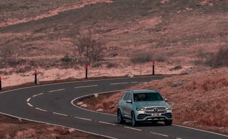 2020 Mercedes-Benz GLE 300d (UK-Spec) Front Wallpapers 450x275 (15)