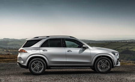 2020 Mercedes-Benz GLE 300d (UK-Spec) Side Wallpapers 450x275 (32)