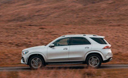 2020 Mercedes-Benz GLE 300d (UK-Spec) Side Wallpapers 450x275 (21)