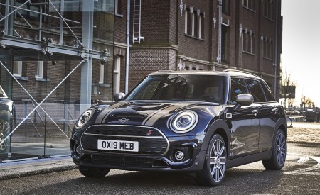 2020 Mini Clubman S Front Three-Quarter Wallpapers 450x275 (43)