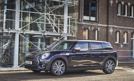 2020 Mini Clubman S Front Three-Quarter Wallpapers 450x275 (45)