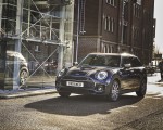 2020 Mini Clubman S Front Three-Quarter Wallpapers 150x120 (46)