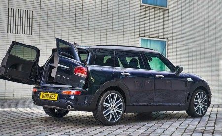 2020 Mini Clubman S Rear Three-Quarter Wallpapers 450x275 (65)