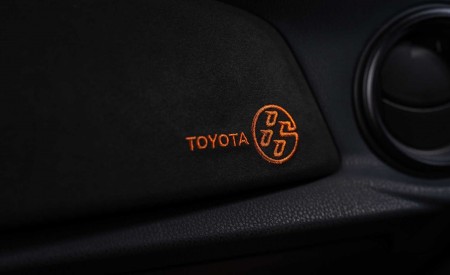 2020 Toyota 86 Hakone Edition Interior Detail Wallpapers 450x275 (18)