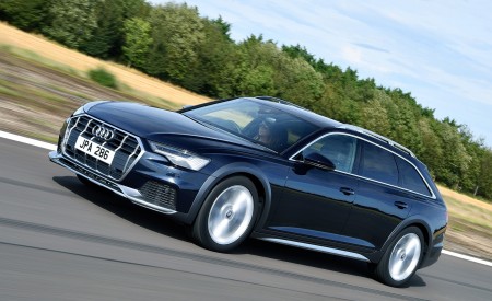 2020 Audi A6 allroad quattro (UK-Spec) Front Three-Quarter Wallpapers 450x275 (5)