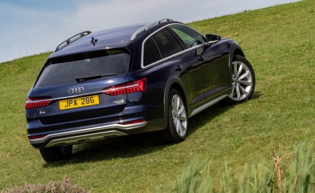 2020 Audi A6 allroad quattro (UK-Spec) Off-Road Wallpapers 450x275 (23)