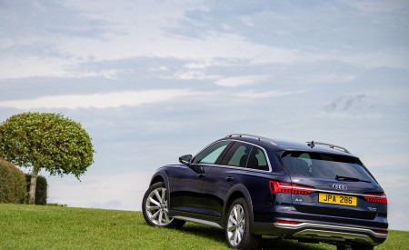 2020 Audi A6 allroad quattro (UK-Spec) Off-Road Wallpapers 450x275 (18)