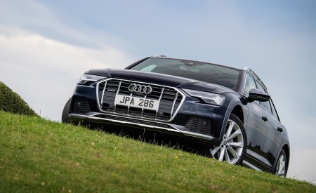 2020 Audi A6 allroad quattro (UK-Spec) Off-Road Wallpapers 450x275 (14)