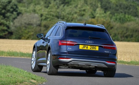 2020 Audi A6 allroad quattro (UK-Spec) Rear Wallpapers 450x275 (7)