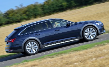 2020 Audi A6 allroad quattro (UK-Spec) Side Wallpapers 450x275 (4)