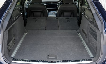 2020 Audi A6 allroad quattro (UK-Spec) Trunk Wallpapers 450x275 (54)