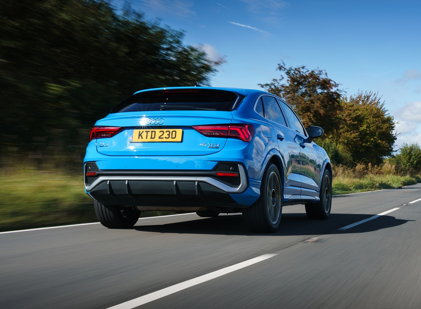 2020 Audi Q3 Sportback 45 TFSI quattro (UK-Spec) Rear Three-Quarter Wallpapers (10)