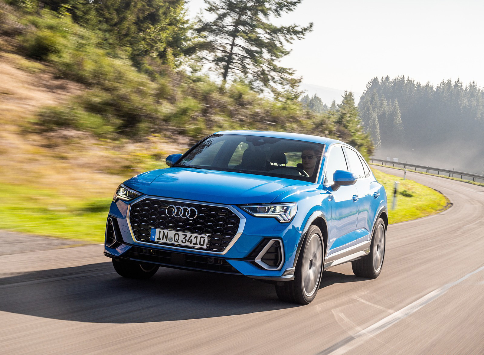 2020 Audi Q3 Sportback (Color: Turbo Blue) Front Three-Quarter Wallpapers (8)