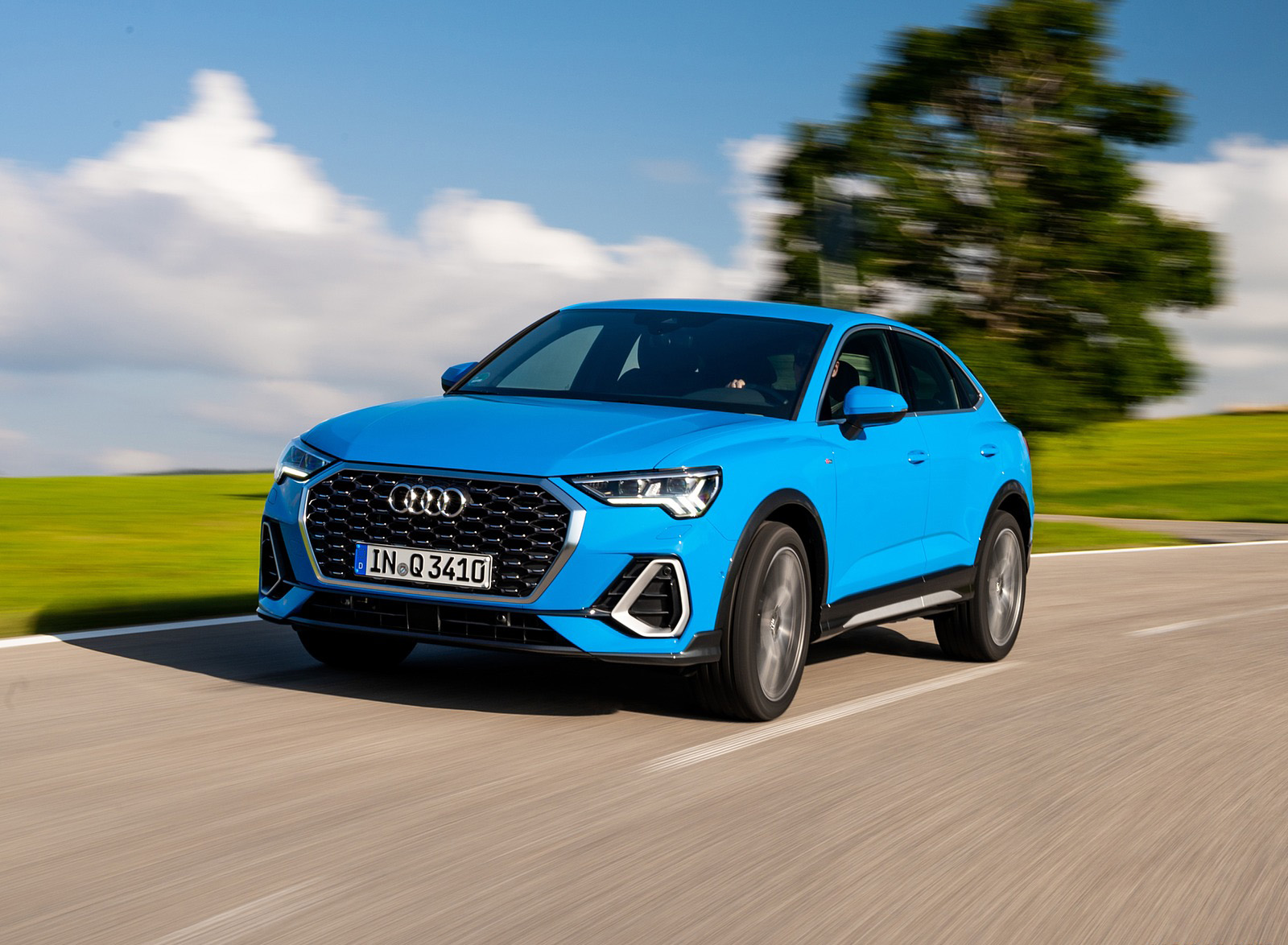2020 Audi Q3 Sportback (Color: Turbo Blue) Front Three-Quarter Wallpapers (1)