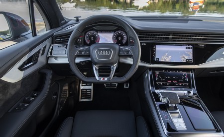 2020 Audi Q7 (Color: Matador Red) Interior Cockpit Wallpapers 450x275 (86)