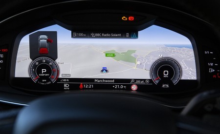 2020 Audi Q7 (UK-Spec) Detail Wallpapers 450x275 (49)