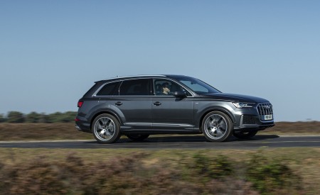 2020 Audi Q7 (UK-Spec) Side Wallpapers 450x275 (23)