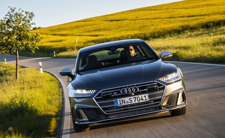 2020 Audi S7 Sportback TDI (Color: Daytona Grey) Front Wallpapers  450x275 (38)