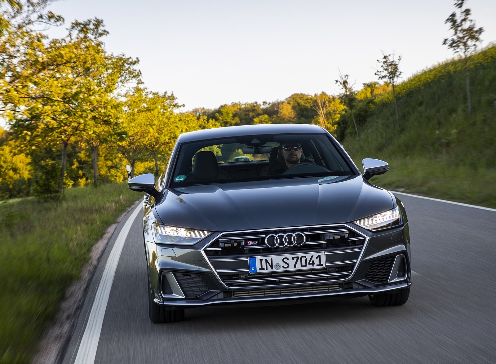 2020 Audi S7 Sportback TDI (Color: Daytona Grey) Front Wallpapers #39 of 88