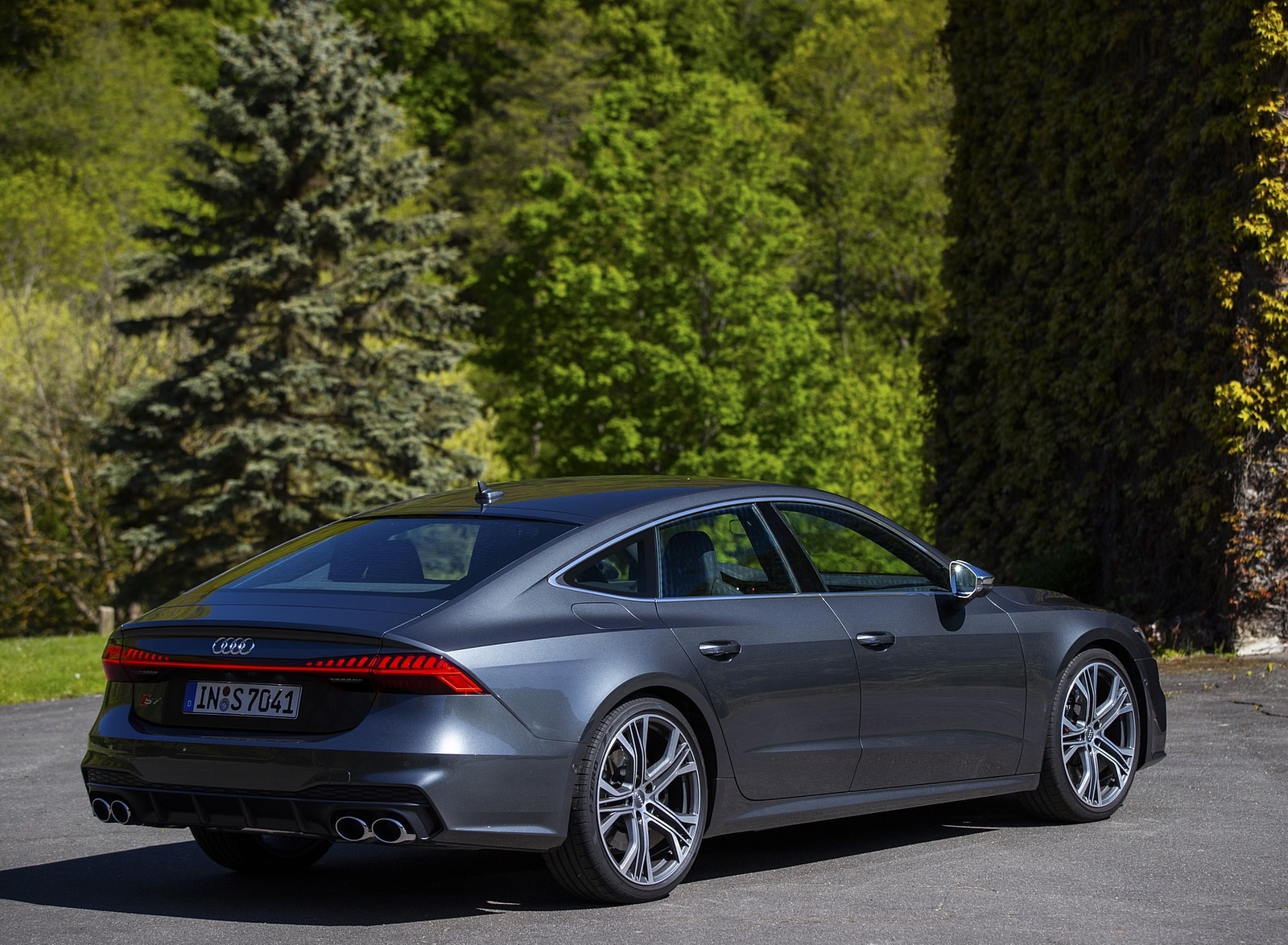 2020 Audi S7 Sportback TDI (Color: Daytona Grey) Rear Three-Quarter Wallpapers #48 of 88
