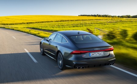 2020 Audi S7 Sportback TDI (Color: Daytona Grey) Rear Three-Quarter Wallpapers 450x275 (35)