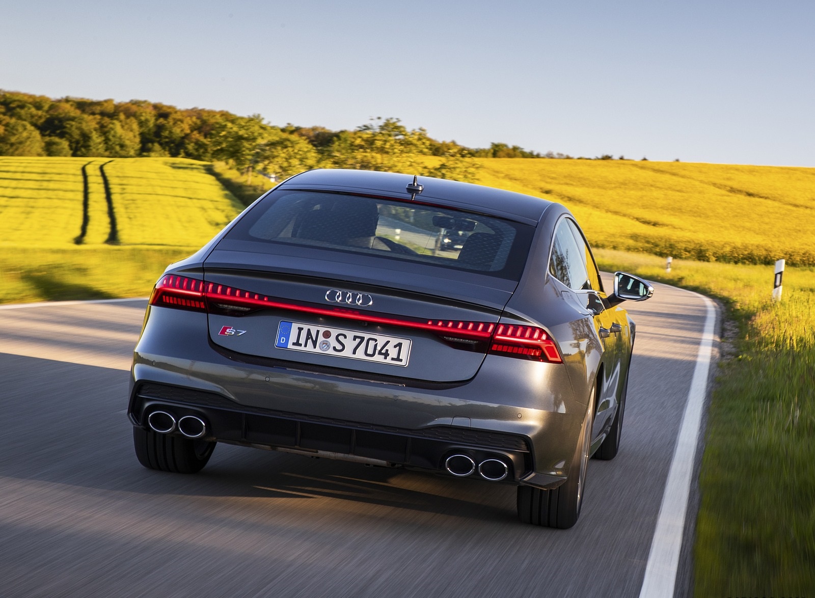 2020 Audi S7 Sportback TDI (Color: Daytona Grey) Rear Wallpapers #42 of 88