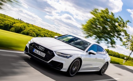 2020 Audi S7 Sportback TDI (Color: Glacier White) Front Three-Quarter Wallpapers  450x275 (2)