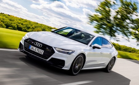 2020 Audi S7 Sportback TDI (Color: Glacier White) Front Three-Quarter Wallpapers  450x275 (3)