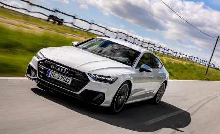 2020 Audi S7 Sportback TDI (Color: Glacier White) Front Three-Quarter Wallpapers 450x275 (12)