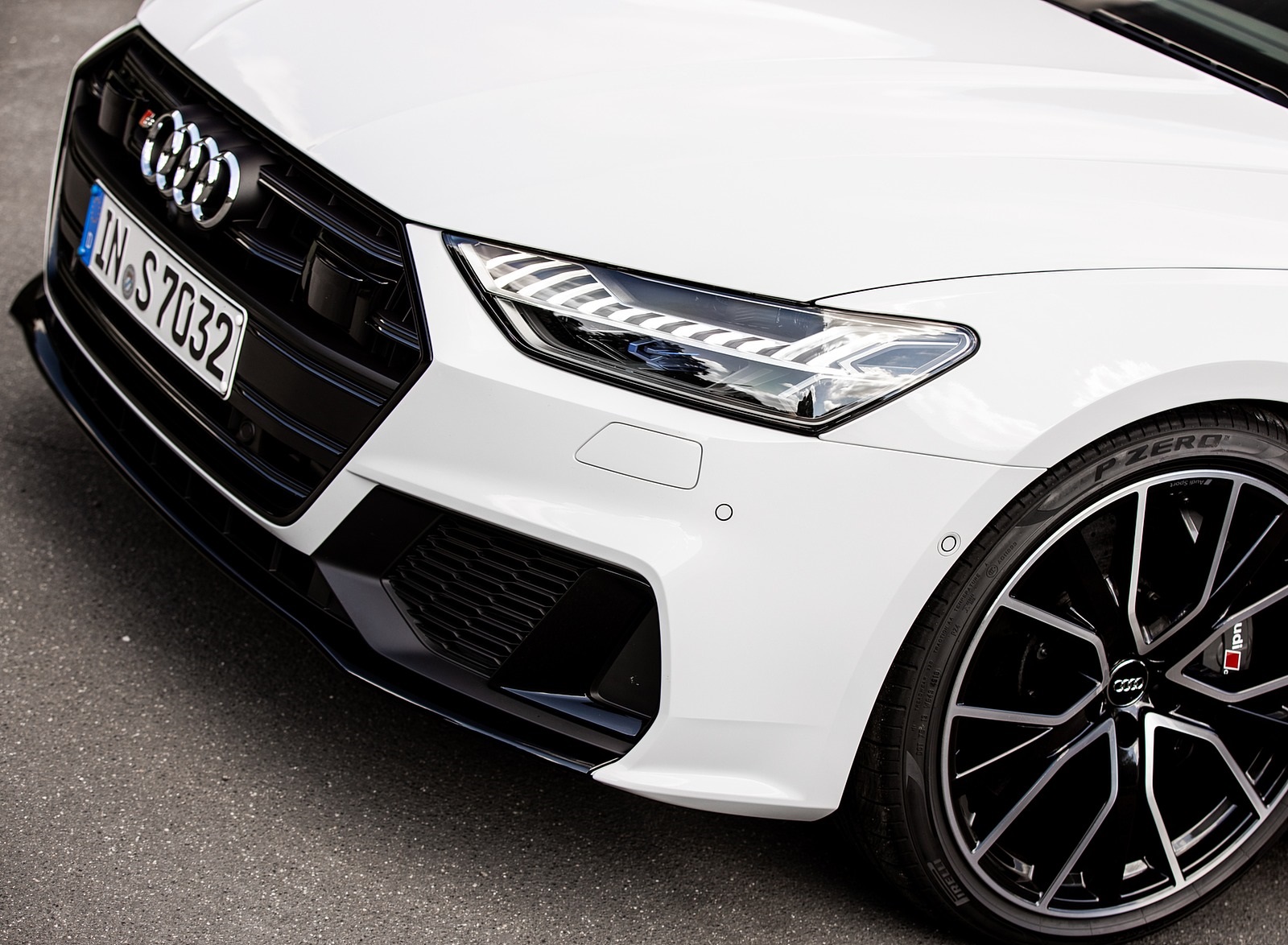 2020 Audi S7 Sportback TDI (Color: Glacier White) Headlight Wallpapers  #24 of 88