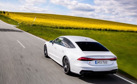 2020 Audi S7 Sportback TDI (Color: Glacier White) Rear Three-Quarter Wallpapers  450x275 (10)