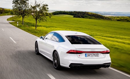 2020 Audi S7 Sportback TDI (Color: Glacier White) Rear Three-Quarter Wallpapers 450x275 (11)