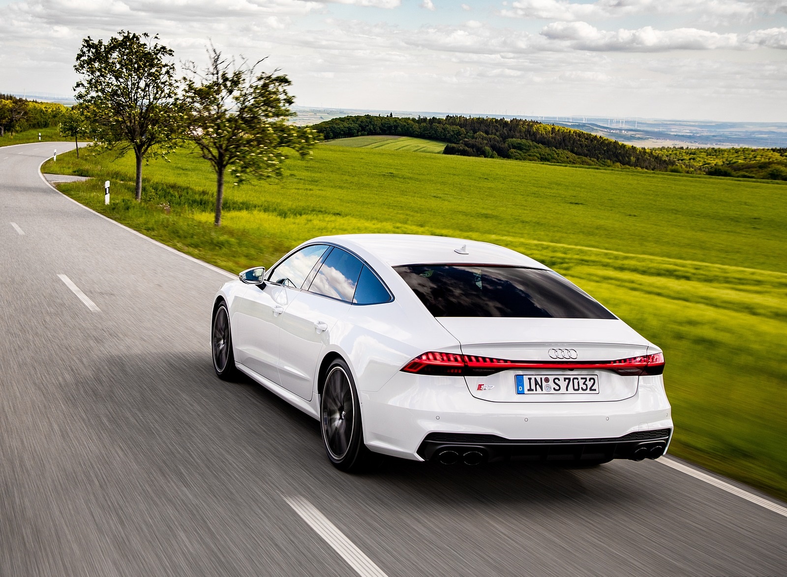 2020 Audi S7 Sportback TDI (Color: Glacier White) Rear Three-Quarter Wallpapers #11 of 88