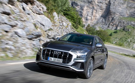 2020 Audi SQ8 TDI (Color: Daytona Gray) Front Wallpapers 450x275 (16)