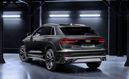 2020 Audi SQ8 TDI (Color: Daytona Gray) Rear Three-Quarter Wallpapers 450x275 (40)