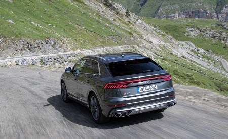 2020 Audi SQ8 TDI (Color: Daytona Gray) Rear Three-Quarter Wallpapers 450x275 (17)