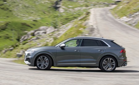 2020 Audi SQ8 TDI (Color: Daytona Gray) Side Wallpapers 450x275 (18)